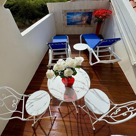 Boutique Hotel Swiss Paradise Aruba Villas And Suites Palm Beach Kültér fotó