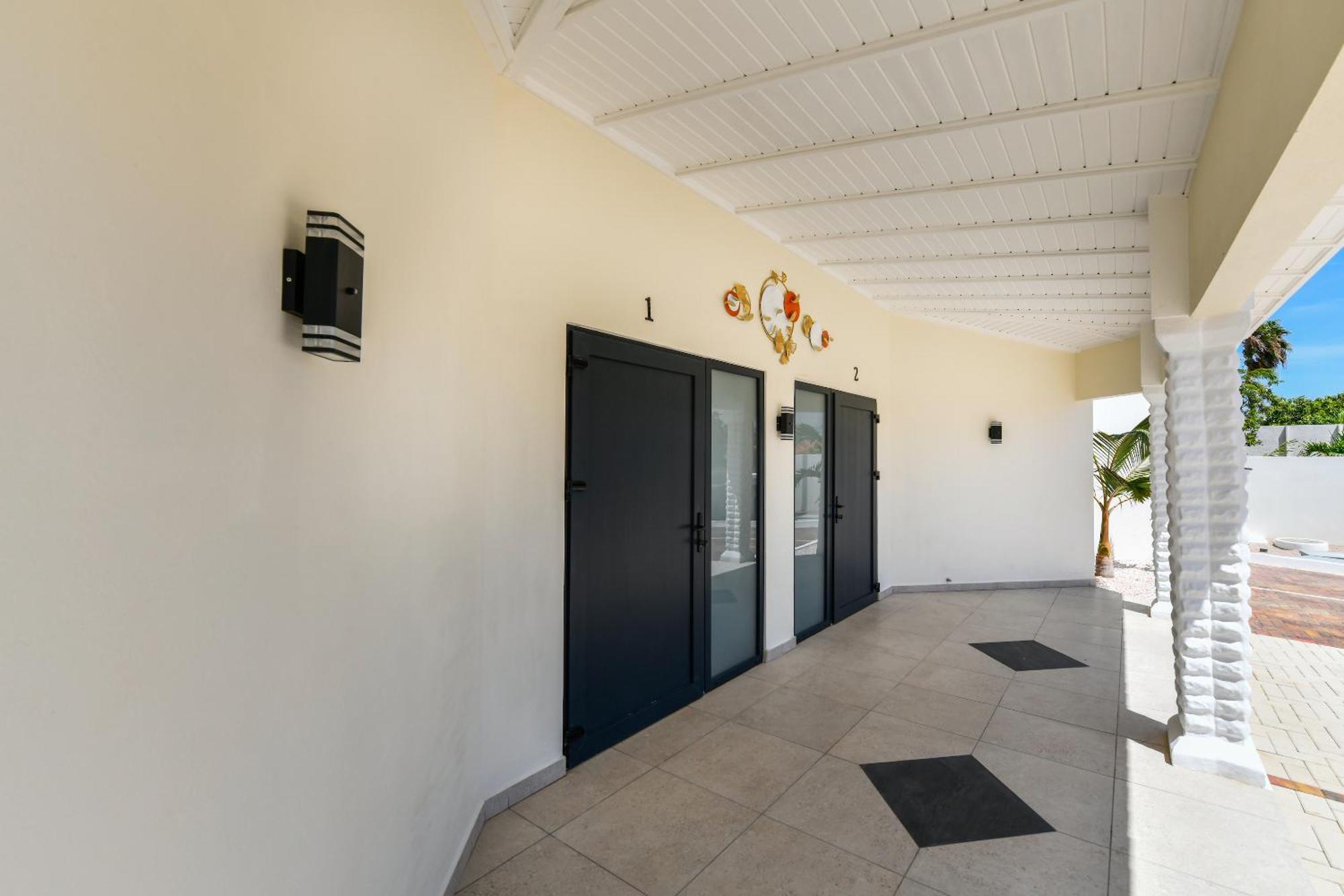 Boutique Hotel Swiss Paradise Aruba Villas And Suites Palm Beach Kültér fotó