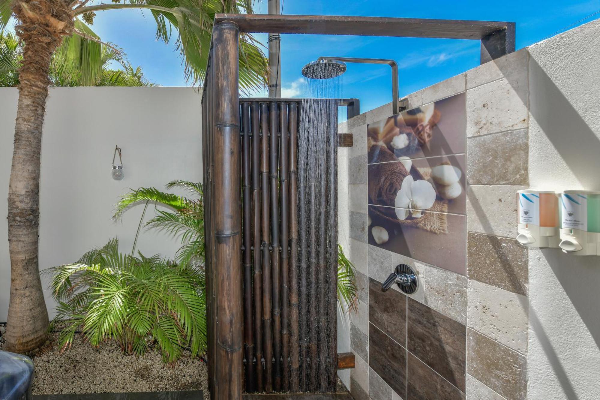 Boutique Hotel Swiss Paradise Aruba Villas And Suites Palm Beach Kültér fotó